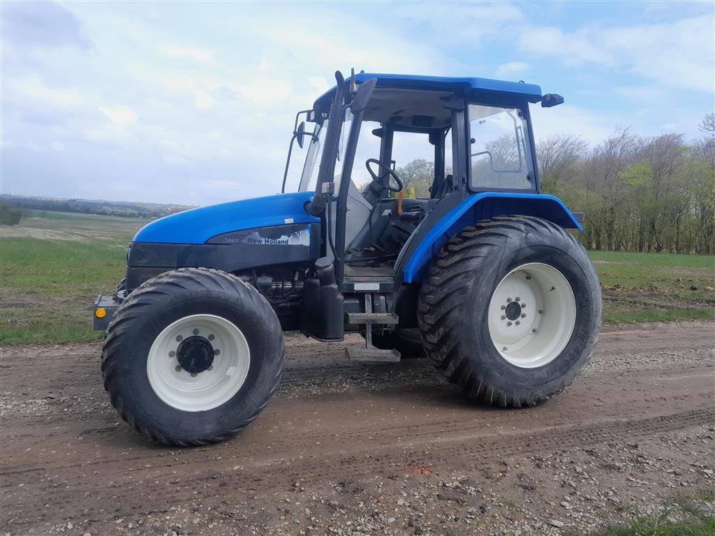 Traktor tip New Holland TL 5060 Få timer med twindæk, Gebrauchtmaschine in Skive (Poză 5)