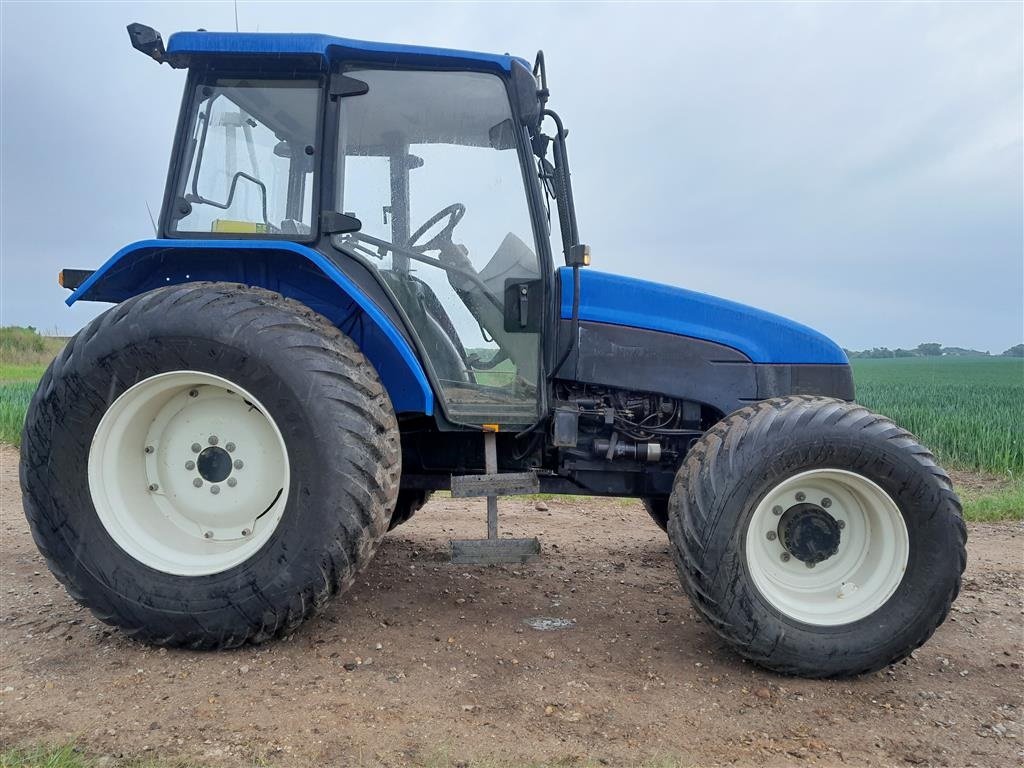 Traktor tip New Holland TL 5060 Få timer med twindæk, Gebrauchtmaschine in Skive (Poză 2)