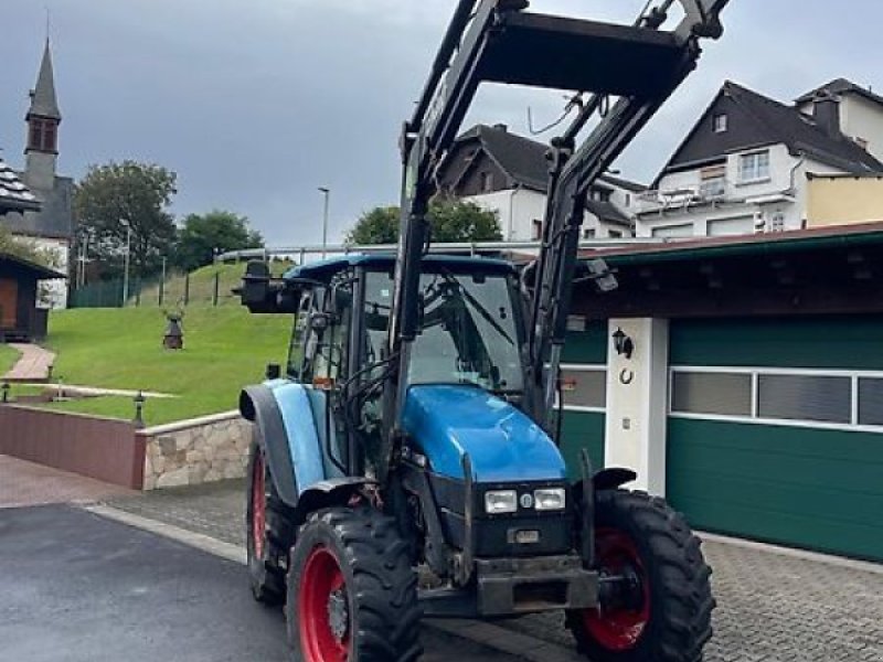 Traktor typu New Holland TL 70 Allradtraktor mit Frontlader wie TL 80 / 90, Gebrauchtmaschine v Niedernhausen OT Engenhahn