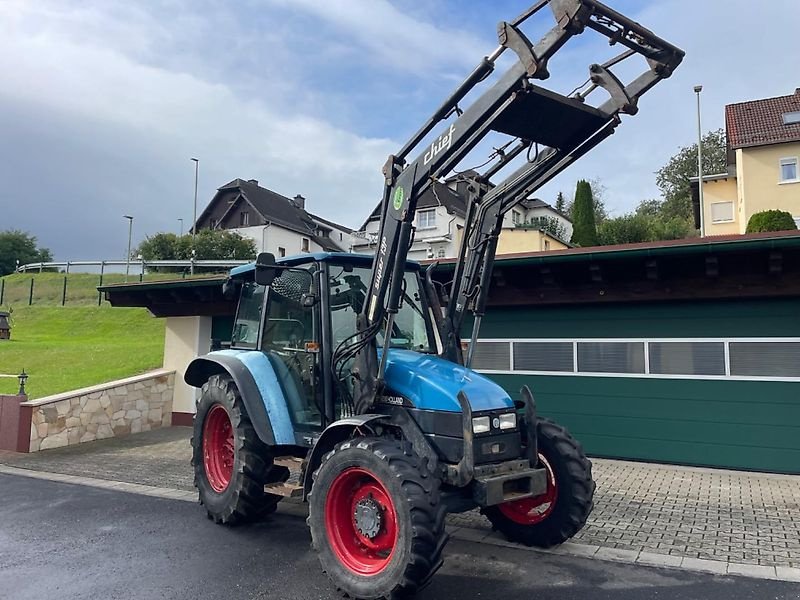 Traktor of the type New Holland TL 70 Allradtraktor mit Frontlader wie TL 80 / 90, Gebrauchtmaschine in Niedernhausen OT Engenhahn (Picture 2)