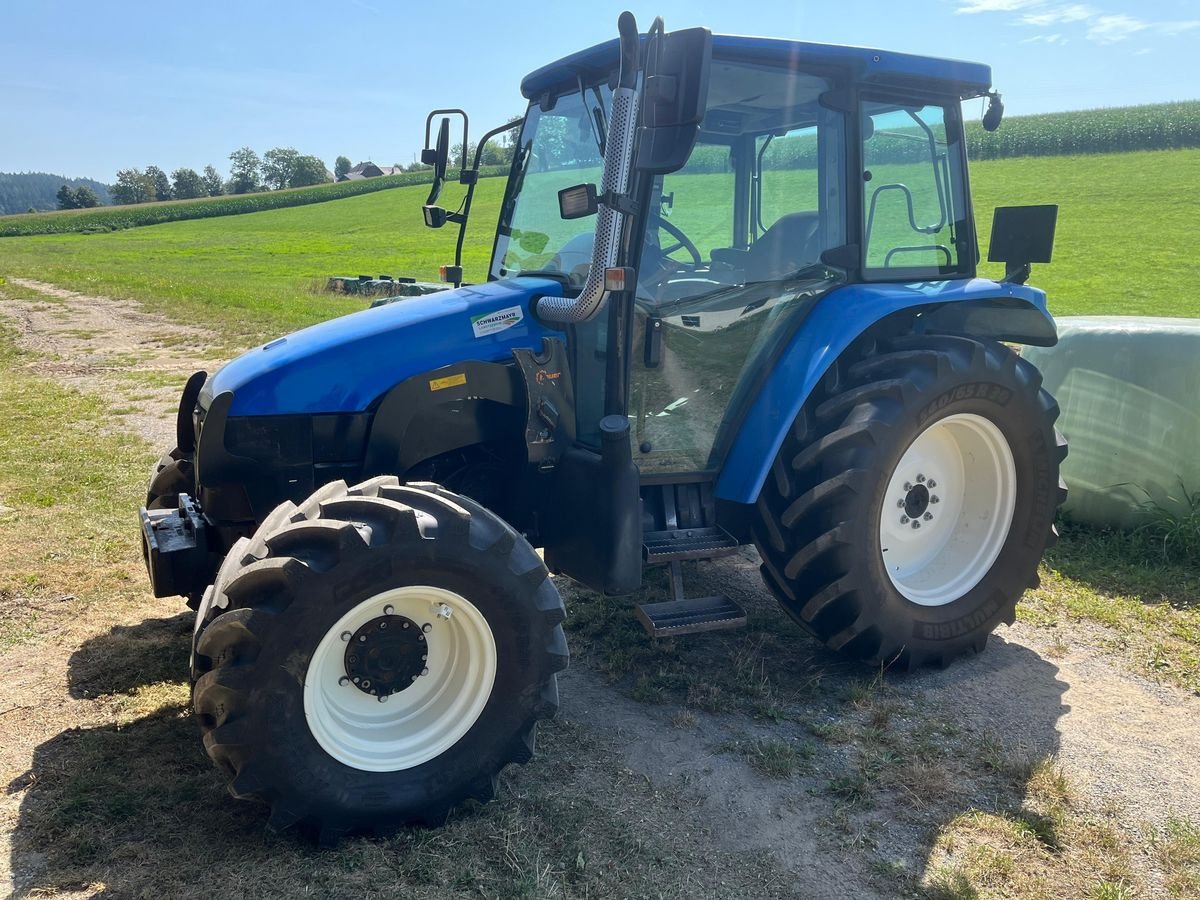 Traktor Türe ait New Holland TL 70, Gebrauchtmaschine içinde Feldkirchen (resim 10)