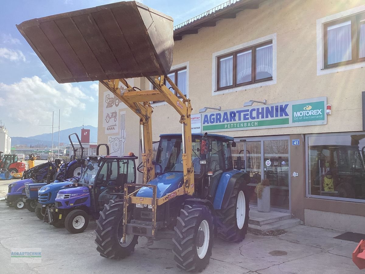 Traktor типа New Holland TL 80, Gebrauchtmaschine в Pettenbach (Фотография 1)