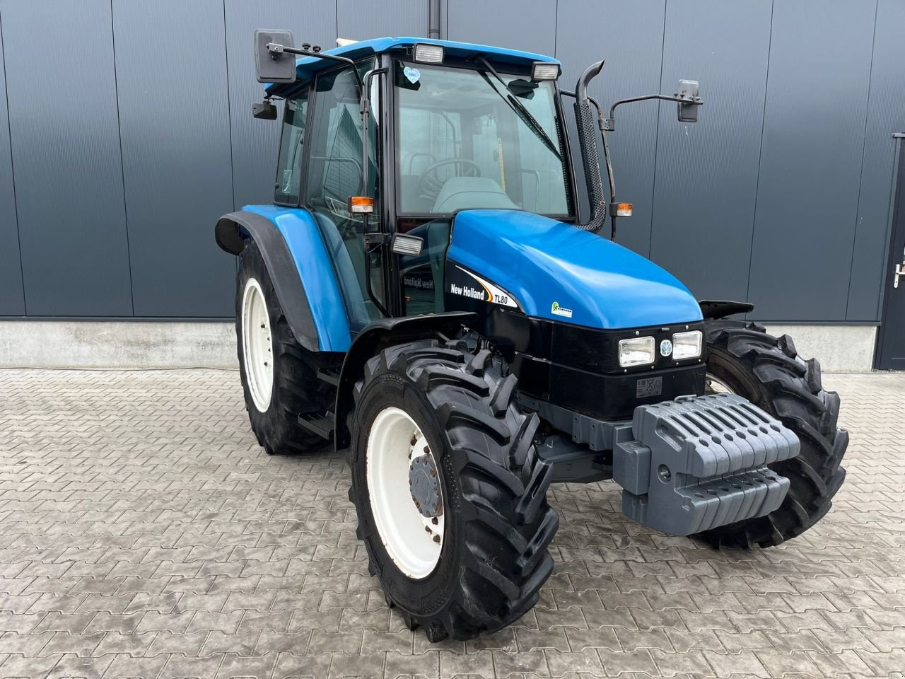 Traktor типа New Holland Tl 80, Gebrauchtmaschine в Daarle (Фотография 3)