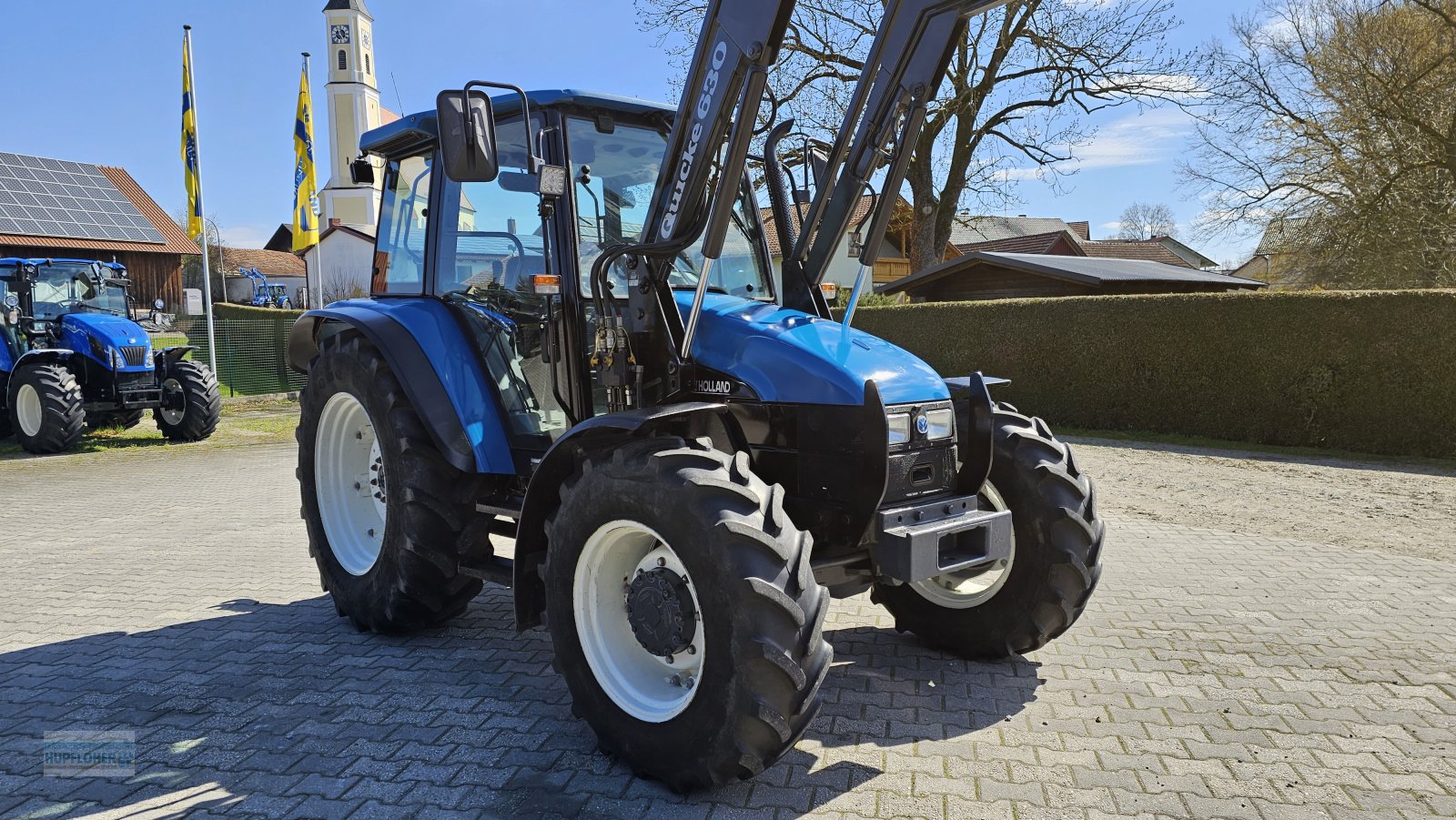 Traktor типа New Holland TL 80, Gebrauchtmaschine в Vilshofen (Фотография 3)