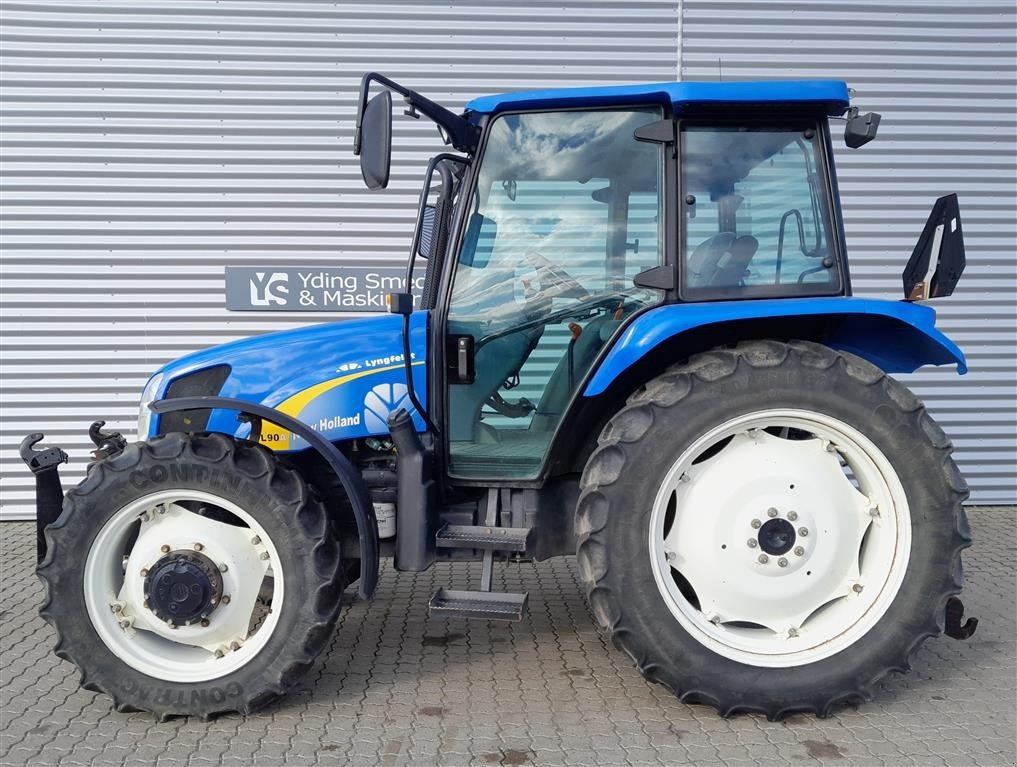 Traktor Türe ait New Holland TL 90 A med front PTO, Gebrauchtmaschine içinde Horsens (resim 4)