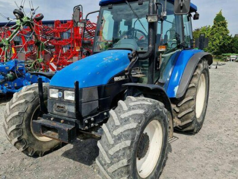 Traktor of the type New Holland TL 90 ALLRAD, Gebrauchtmaschine in Beckum