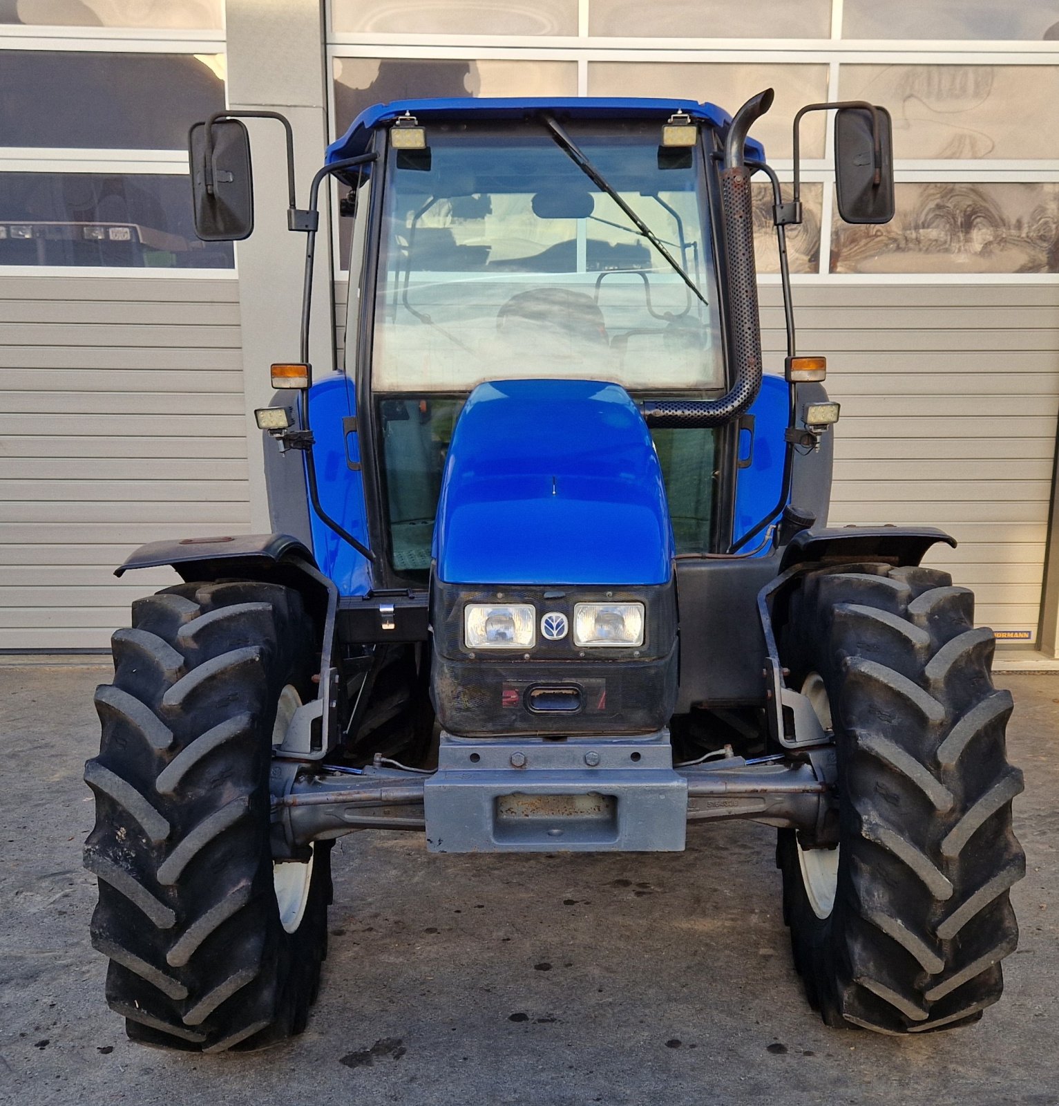 Traktor от тип New Holland TL 90, Gebrauchtmaschine в Neureichenau (Снимка 2)