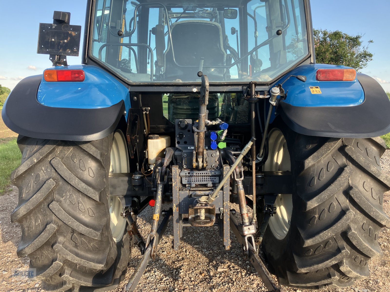 Traktor of the type New Holland TL 90, Gebrauchtmaschine in Kunde (Picture 4)