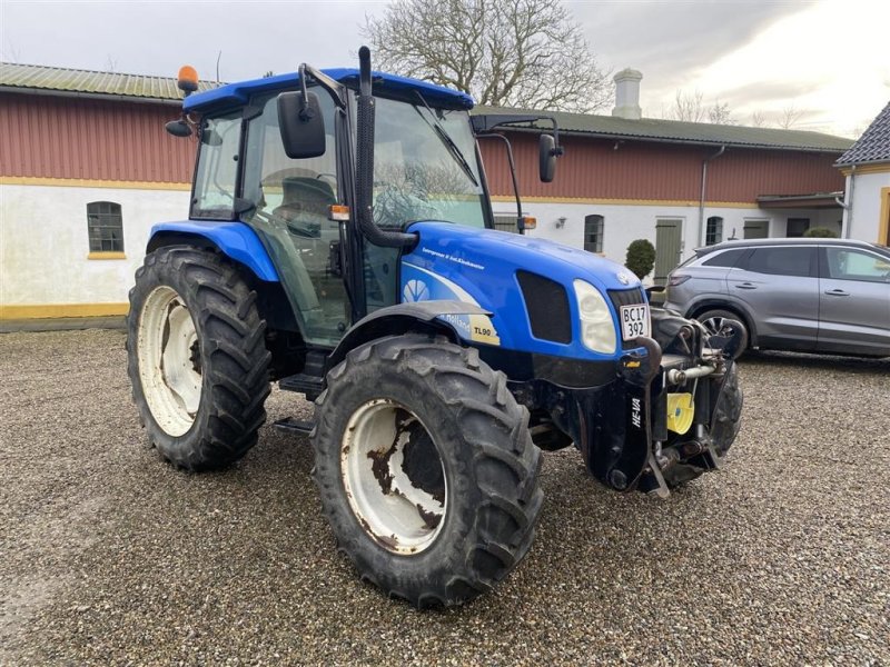 Traktor del tipo New Holland TL 90A kun kørt 4.565 timer, Gebrauchtmaschine In øster ulslev (Immagine 1)