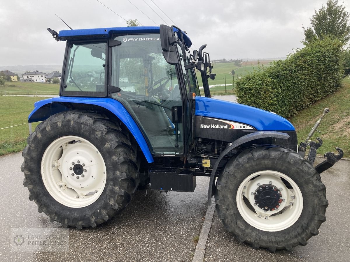 Traktor Türe ait New Holland TL100 (4WD), Gebrauchtmaschine içinde Arnreit (resim 4)