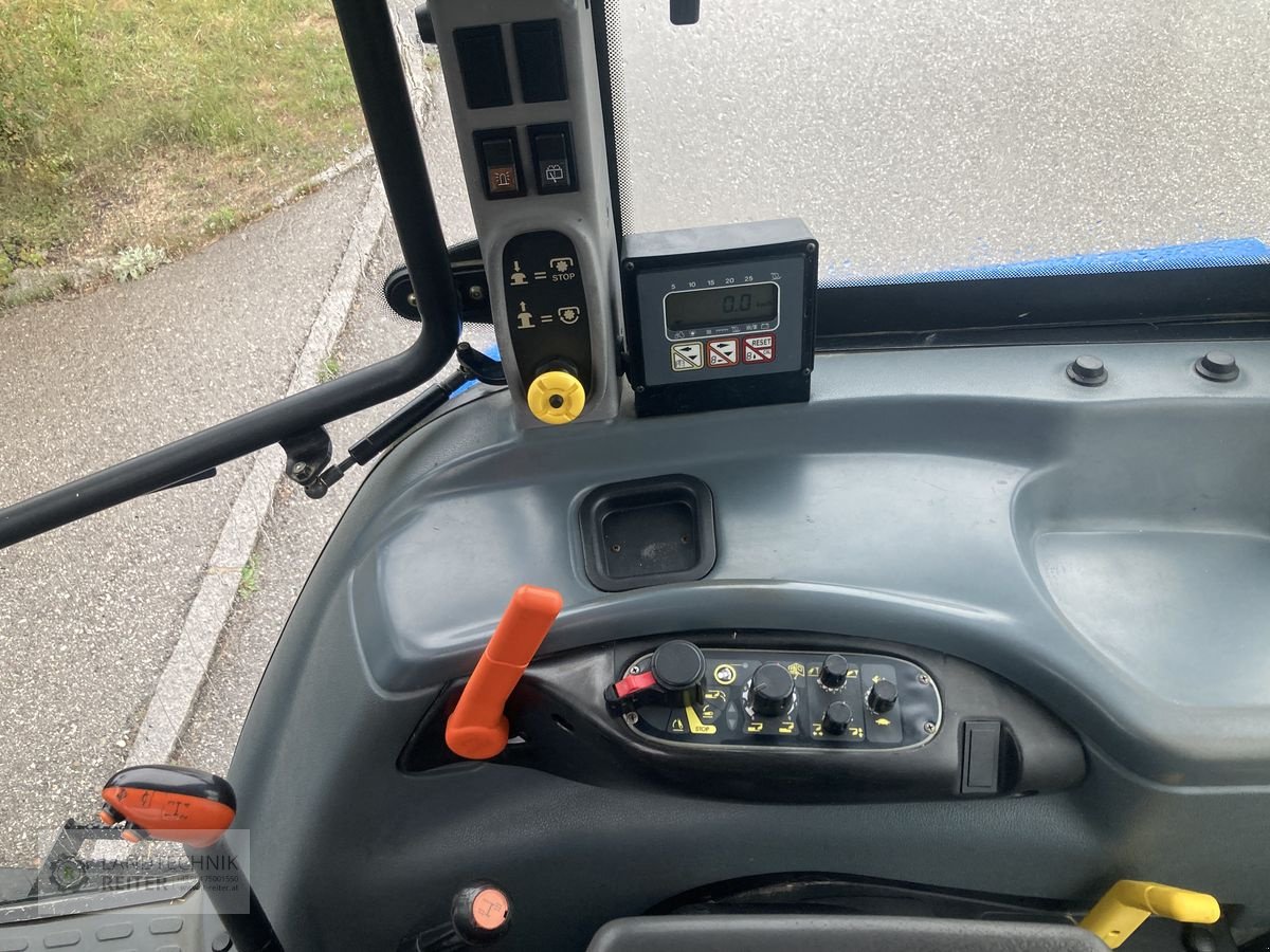 Traktor Türe ait New Holland TL100 (4WD), Gebrauchtmaschine içinde Arnreit (resim 9)