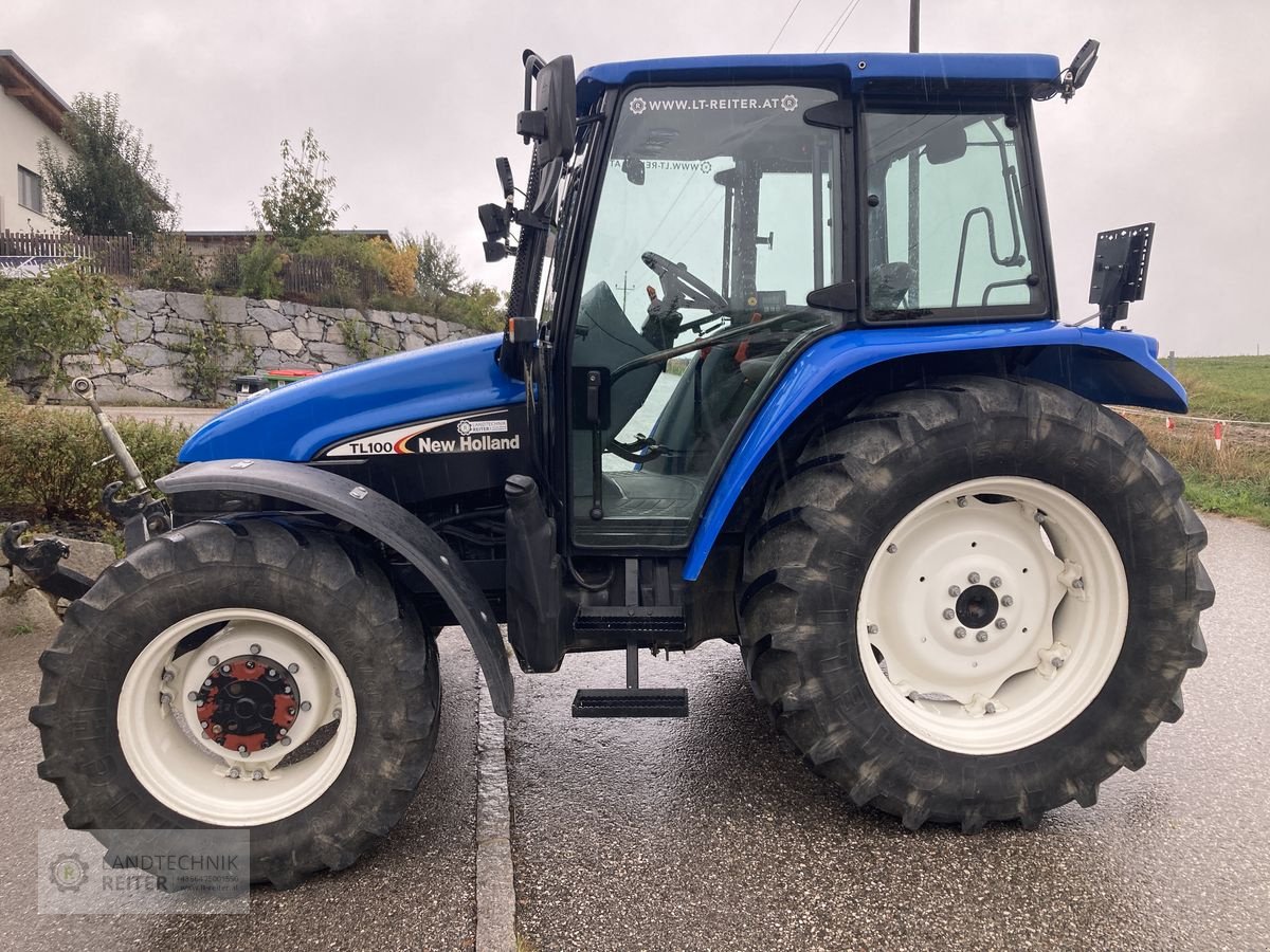 Traktor Türe ait New Holland TL100 (4WD), Gebrauchtmaschine içinde Arnreit (resim 2)