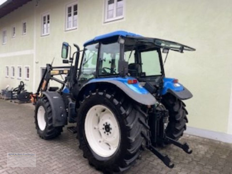 Traktor des Typs New Holland TL100 (4WD), Gebrauchtmaschine in Obing (Bild 2)