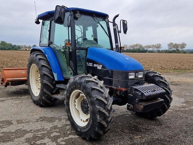 Traktor typu New Holland TL100, Gebrauchtmaschine v PEYROLE (Obrázok 1)