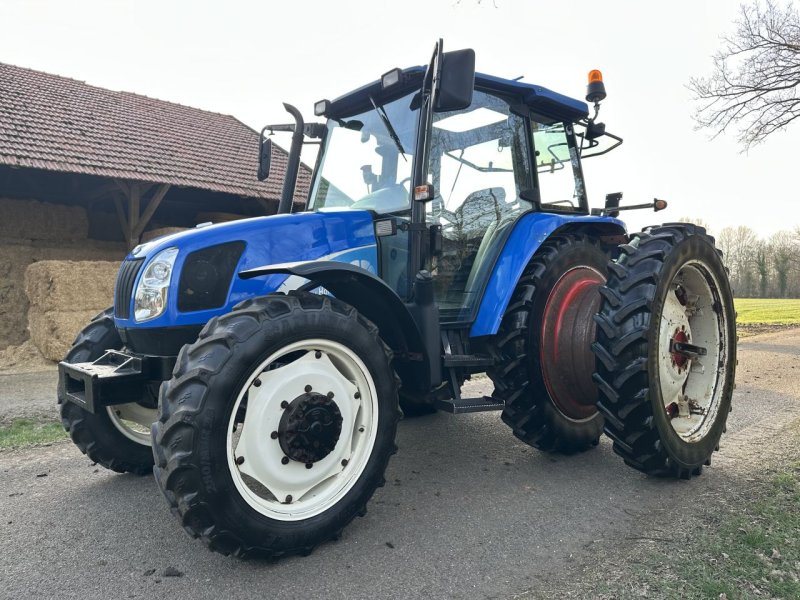 Traktor van het type New Holland TL100A, Gebrauchtmaschine in Rossum (Foto 1)