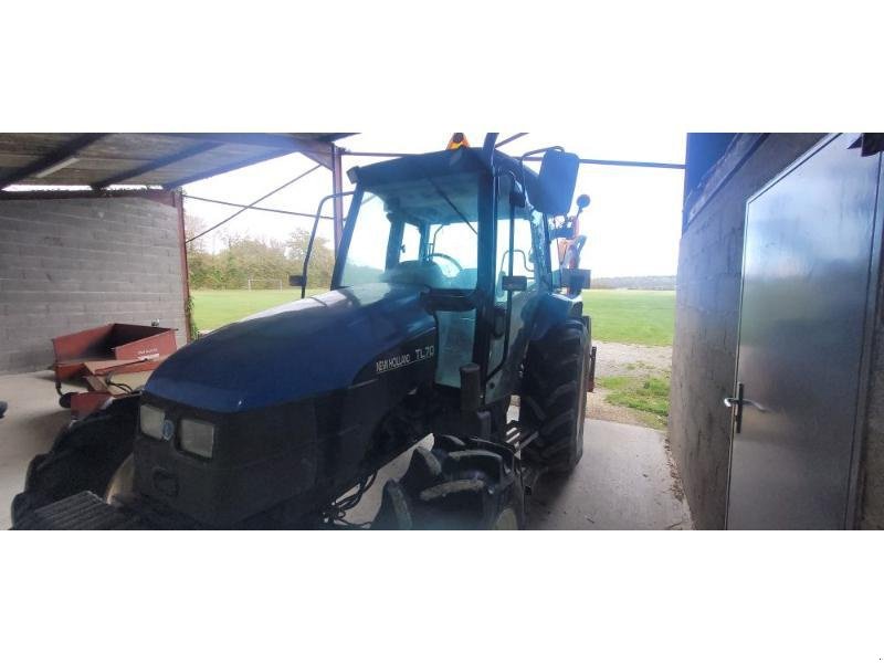 Traktor typu New Holland TL70, Gebrauchtmaschine w BRAY en Val (Zdjęcie 2)