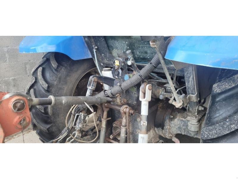 Traktor tip New Holland TL70, Gebrauchtmaschine in BRAY en Val (Poză 4)