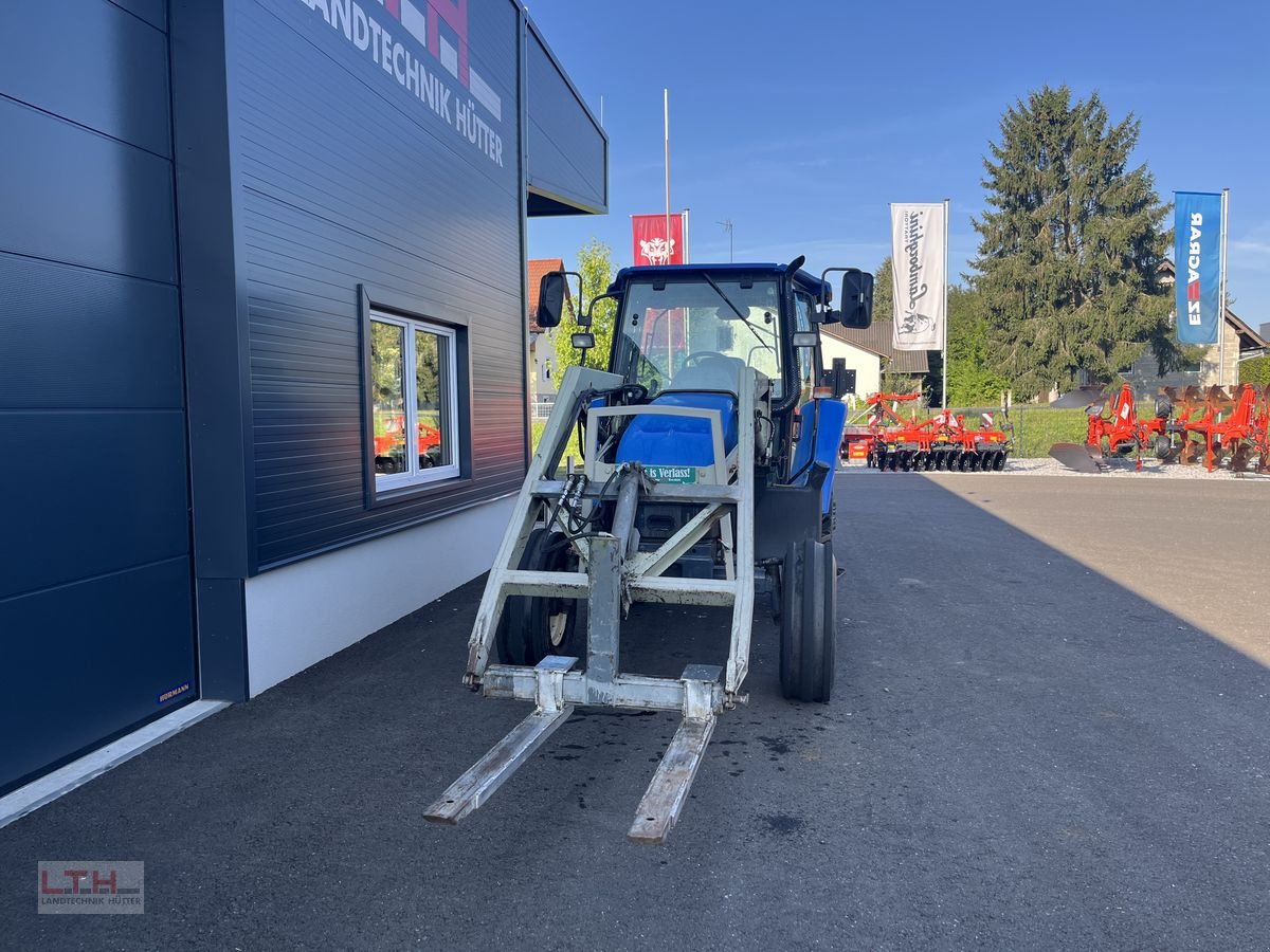 Traktor Türe ait New Holland TL80 (2WD), Gebrauchtmaschine içinde Gnas (resim 3)