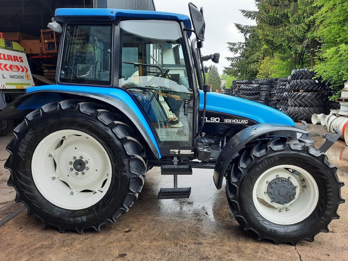 Traktor typu New Holland TL90 (4WD), Gebrauchtmaschine w Burgkirchen (Zdjęcie 5)