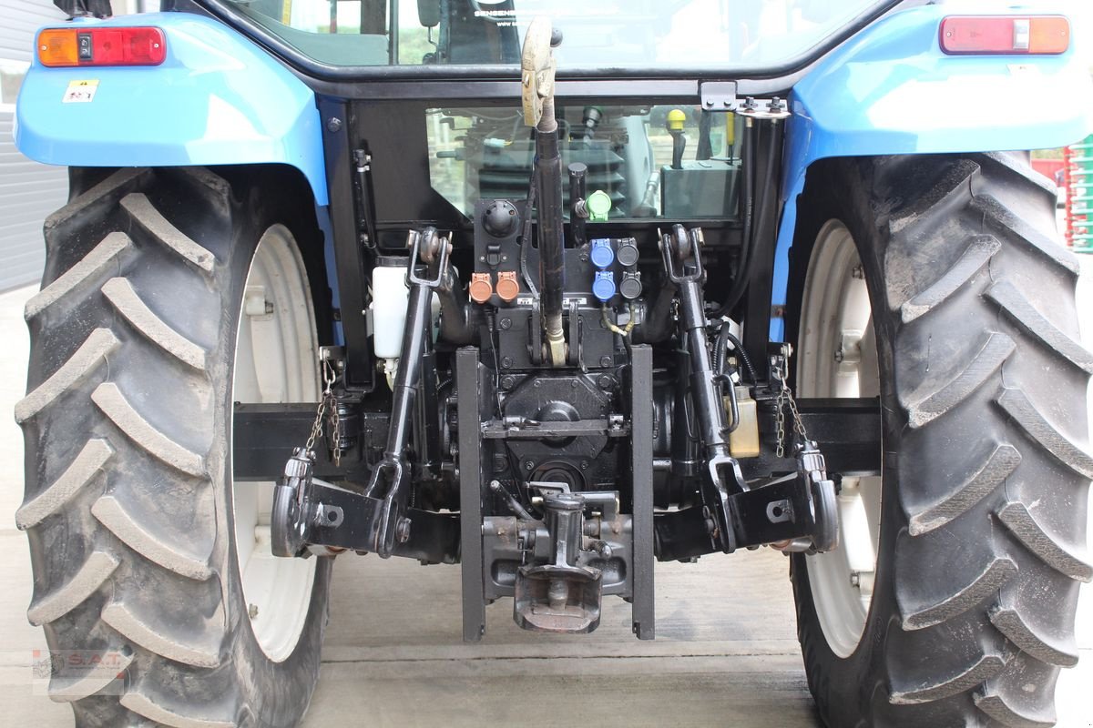 Traktor du type New Holland TL90 (4WD), Gebrauchtmaschine en Eberschwang (Photo 4)