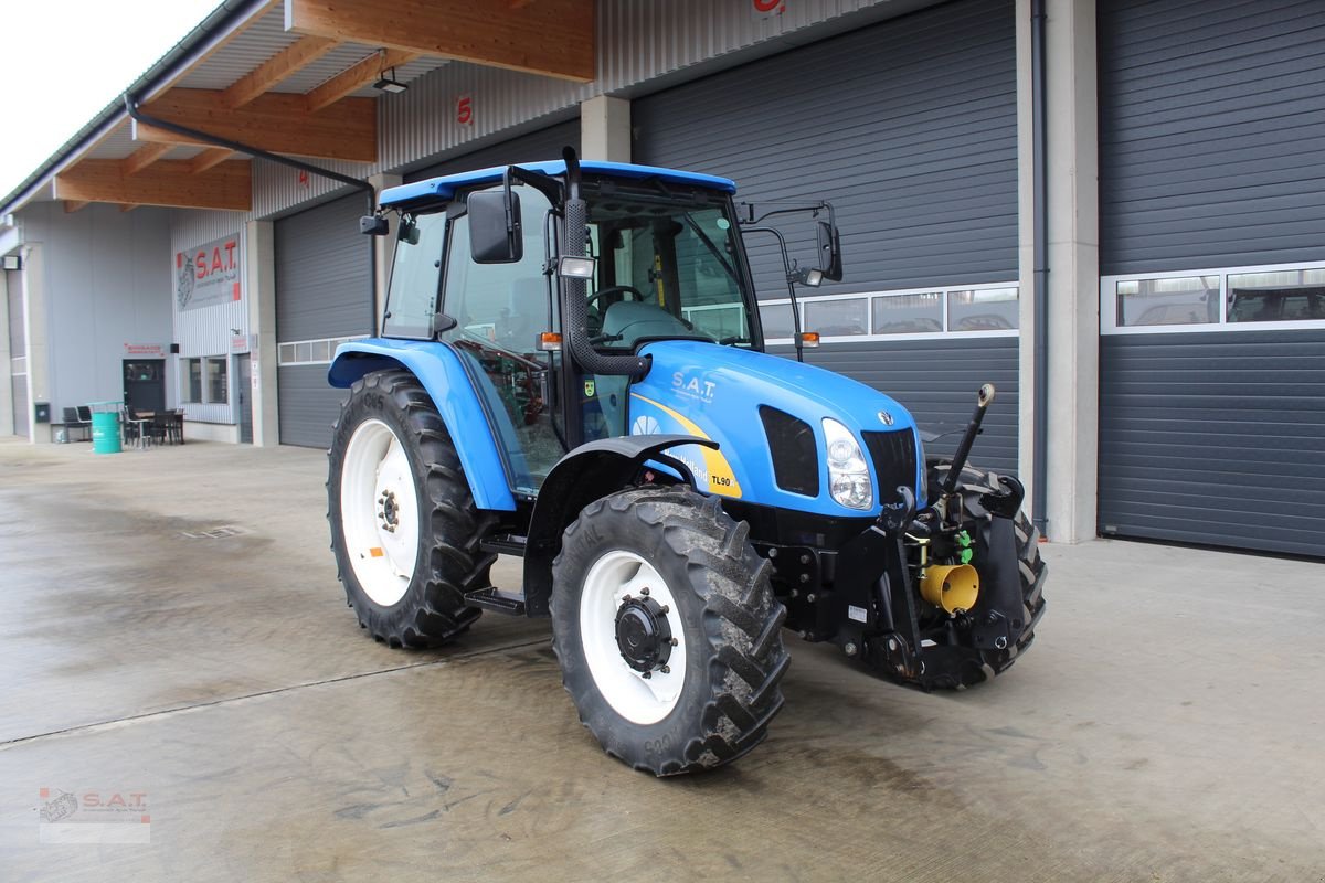 Traktor van het type New Holland TL90 (4WD), Gebrauchtmaschine in Eberschwang (Foto 10)