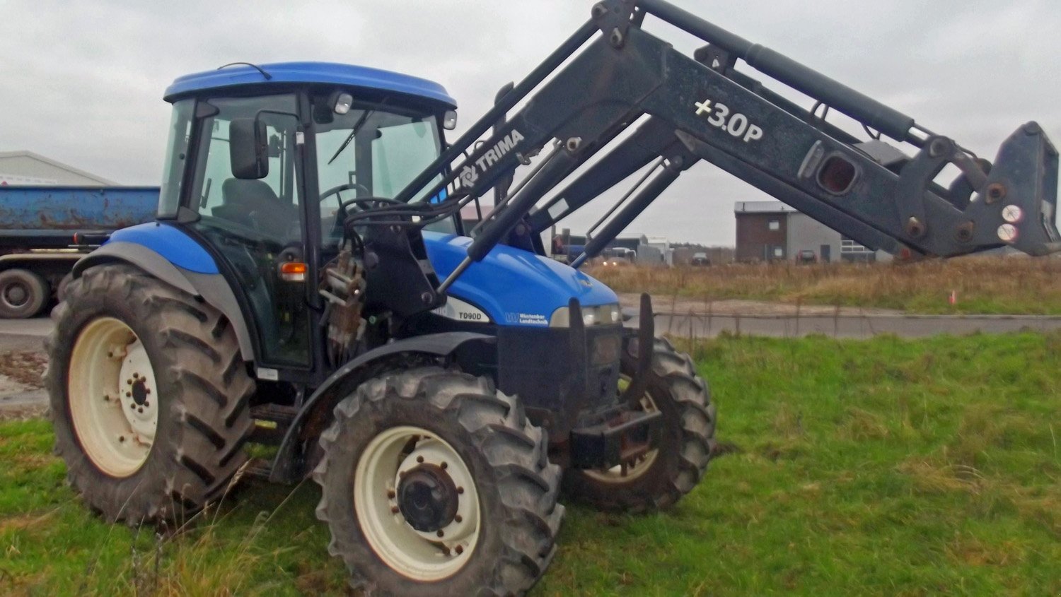 Traktor typu New Holland TL90+ Frontlader, Gebrauchtmaschine w Mittelsdorf (Zdjęcie 2)