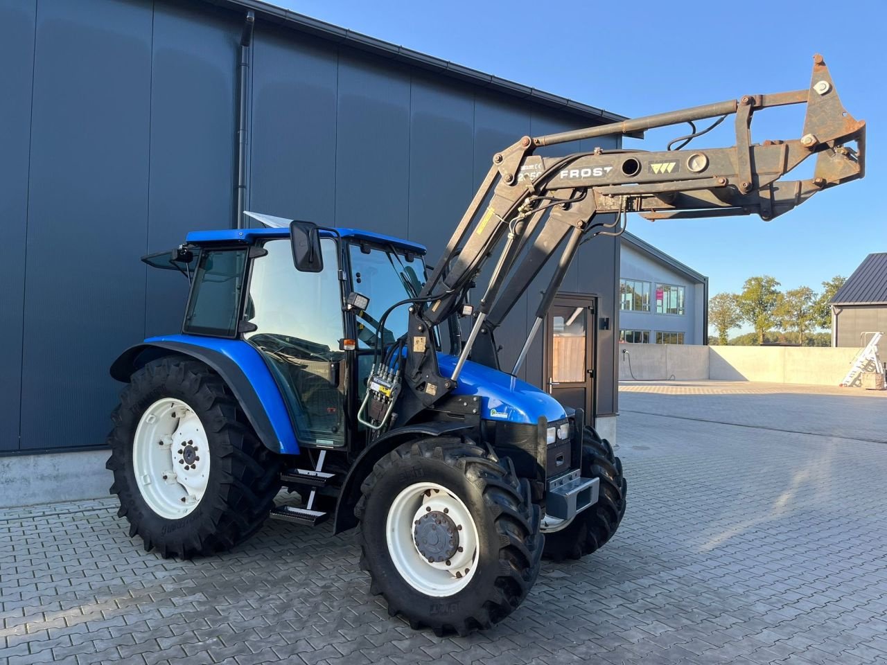 Traktor of the type New Holland Tl90, Gebrauchtmaschine in Daarle (Picture 4)