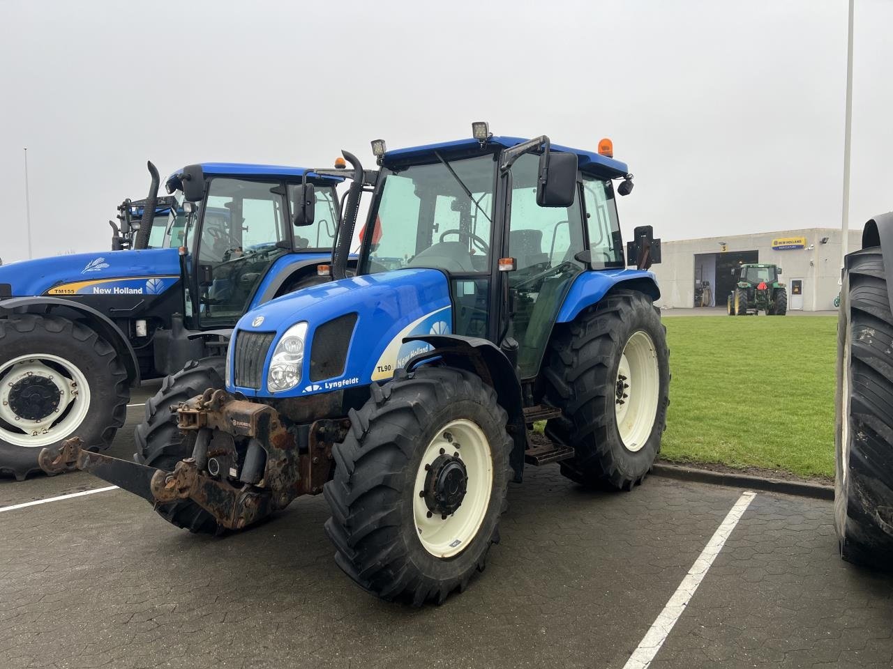 Traktor des Typs New Holland TL90A, Gebrauchtmaschine in Hadsten (Bild 1)