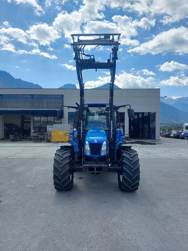 Traktor of the type New Holland TL90A, Gebrauchtmaschine in Landquart (Picture 2)