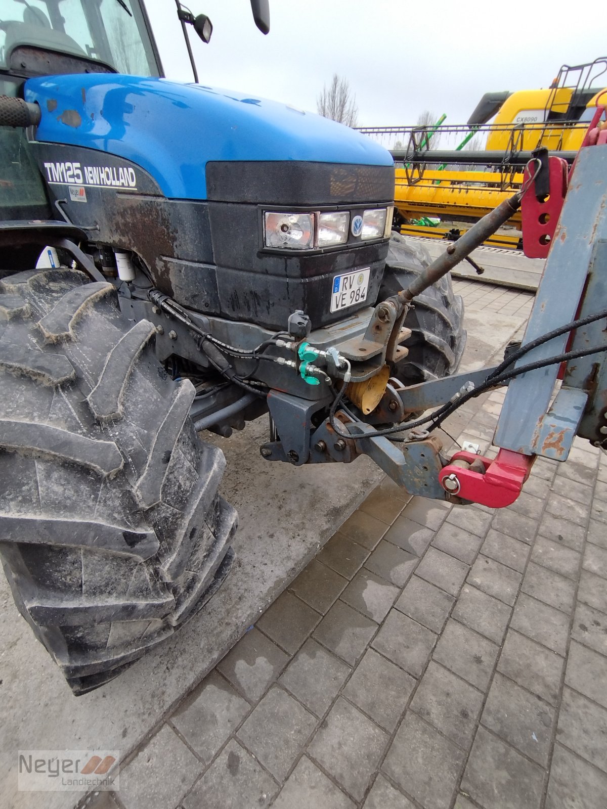 Traktor typu New Holland TM 125, Gebrauchtmaschine w Bad Waldsee Mennisweiler (Zdjęcie 13)