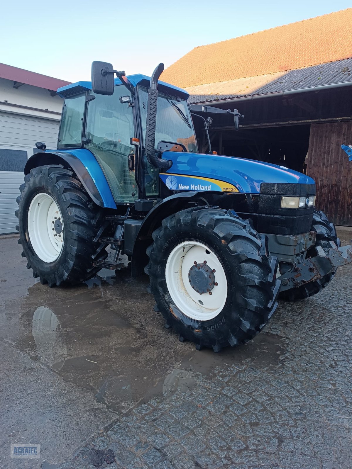 Traktor del tipo New Holland TM 135, Gebrauchtmaschine In Salching bei Straubing (Immagine 1)