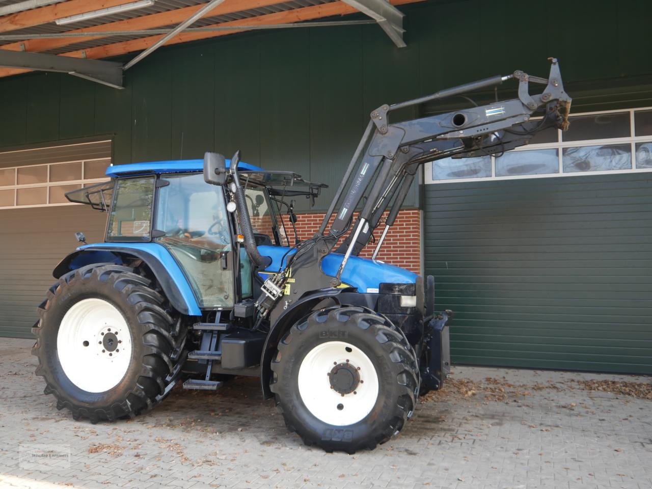 Traktor of the type New Holland TM 140 Range Command Frontlader, Gebrauchtmaschine in Borken (Picture 1)