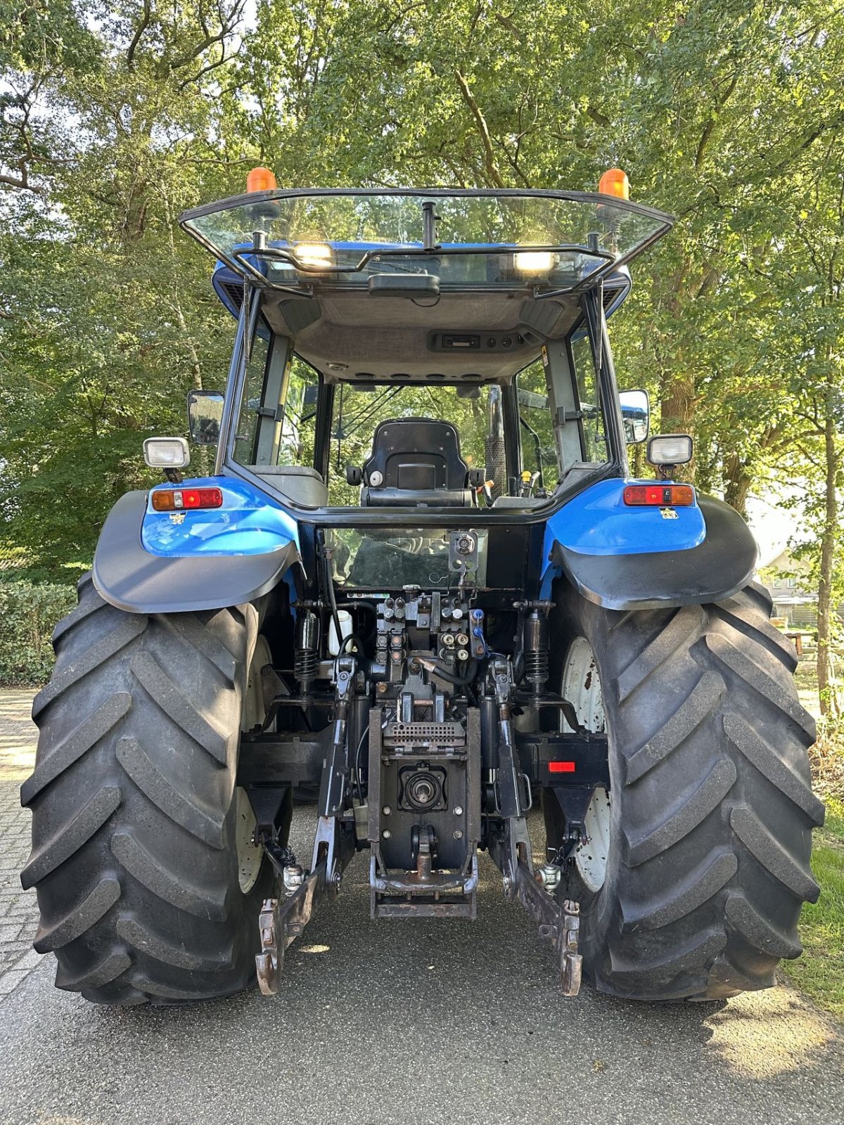 Traktor van het type New Holland TM 140, Gebrauchtmaschine in Rossum (Foto 7)