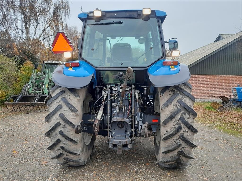 Traktor Türe ait New Holland TM 150 med frontlift og affjedret kabine, Gebrauchtmaschine içinde Skive (resim 5)