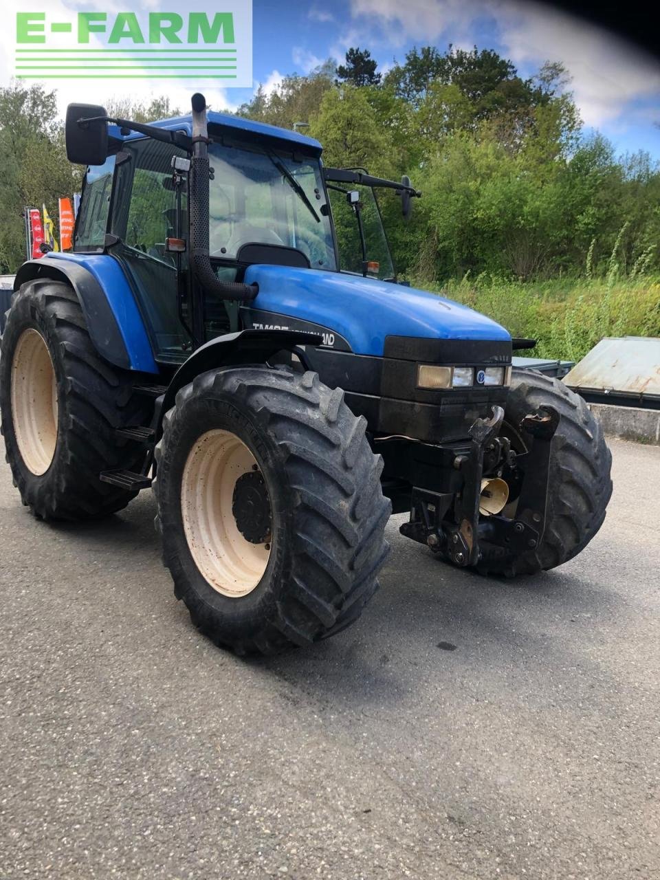 Traktor des Typs New Holland TM 165, Gebrauchtmaschine in GOTTMADINGEN (Bild 1)