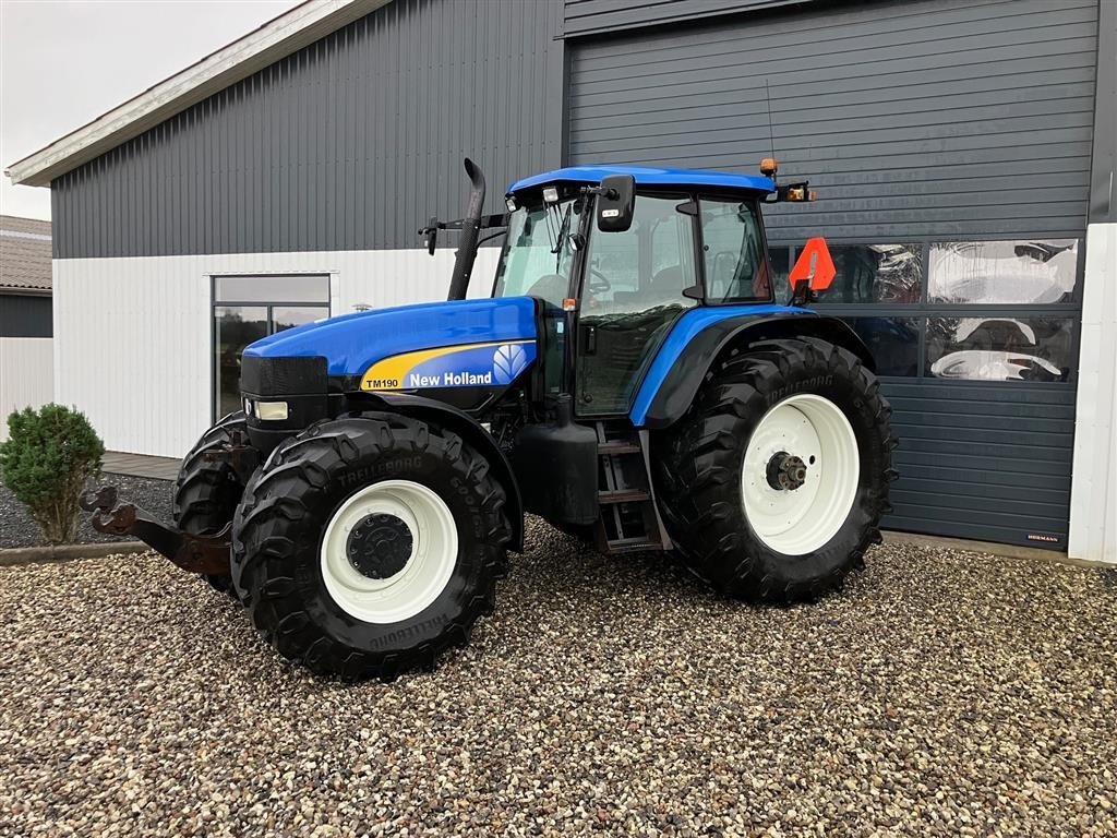 Traktor of the type New Holland TM 190 SS PÆN STAND, Gebrauchtmaschine in Thorsø (Picture 1)