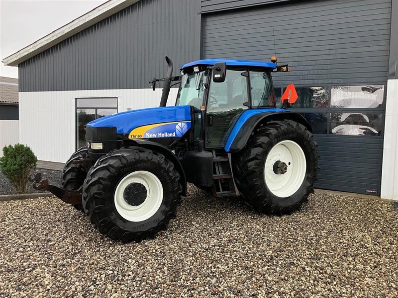 Traktor of the type New Holland TM 190 SS PÆN STAND, Gebrauchtmaschine in Thorsø