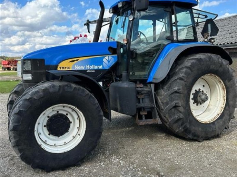 Traktor типа New Holland TM 190, Gebrauchtmaschine в Haderslev (Фотография 1)