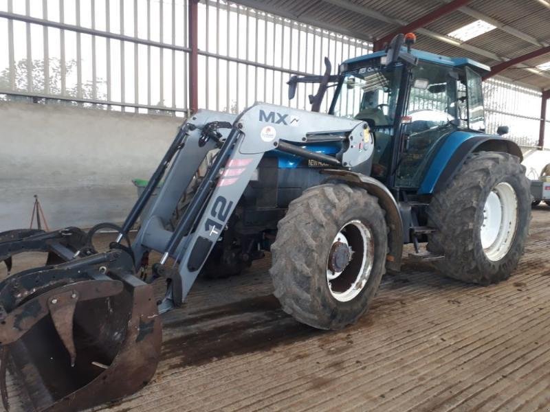 Traktor tipa New Holland TM135, Gebrauchtmaschine u ANTIGNY (Slika 2)