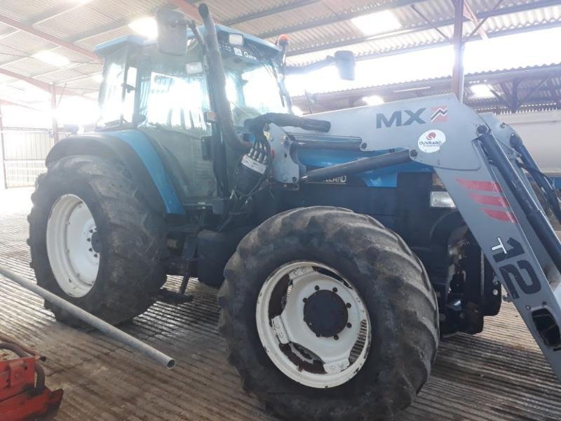 Traktor del tipo New Holland TM135, Gebrauchtmaschine en ANTIGNY (Imagen 3)