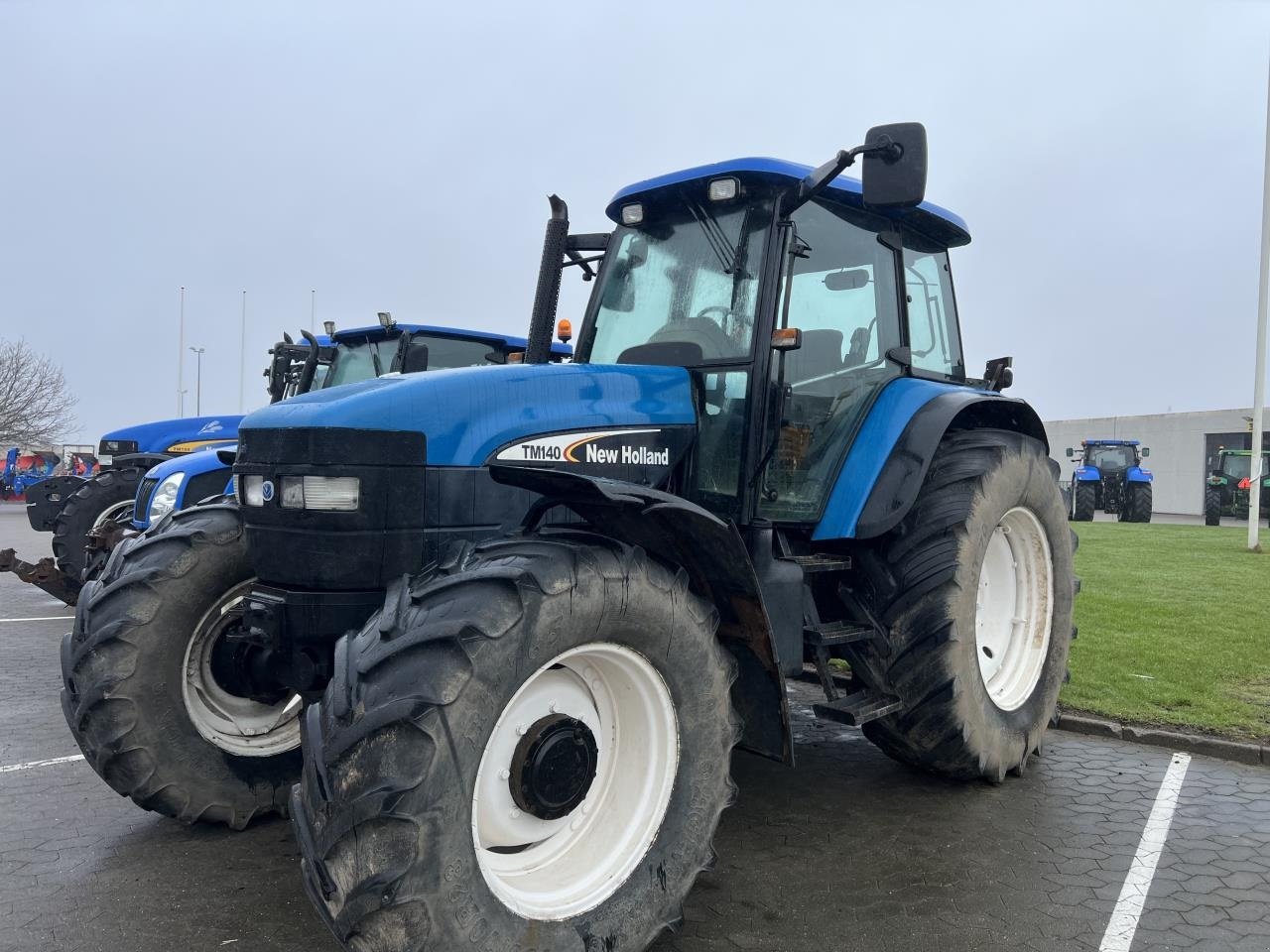 Traktor des Typs New Holland TM140, Gebrauchtmaschine in Hadsten (Bild 1)