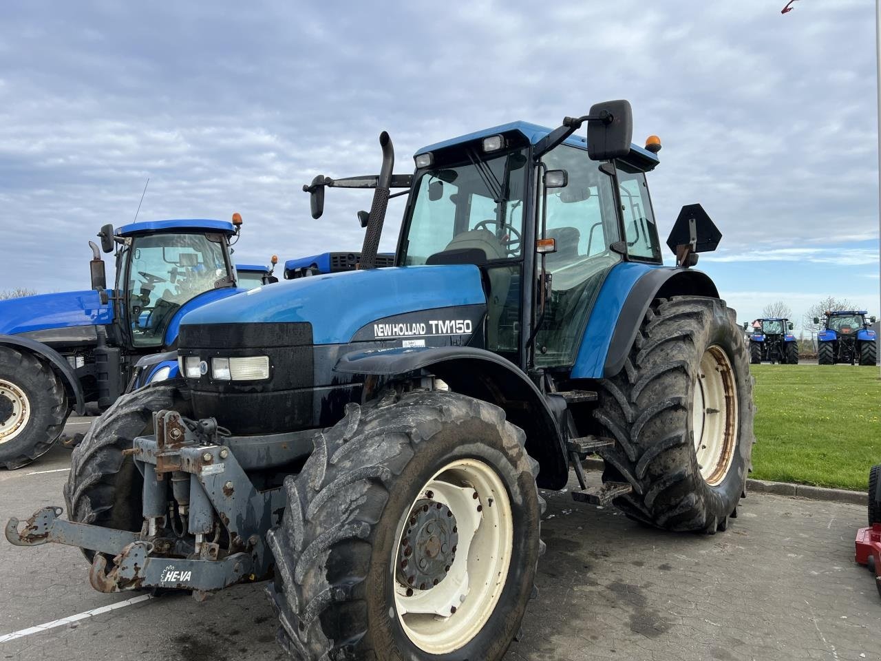 Traktor van het type New Holland TM150, Gebrauchtmaschine in Hadsten (Foto 1)