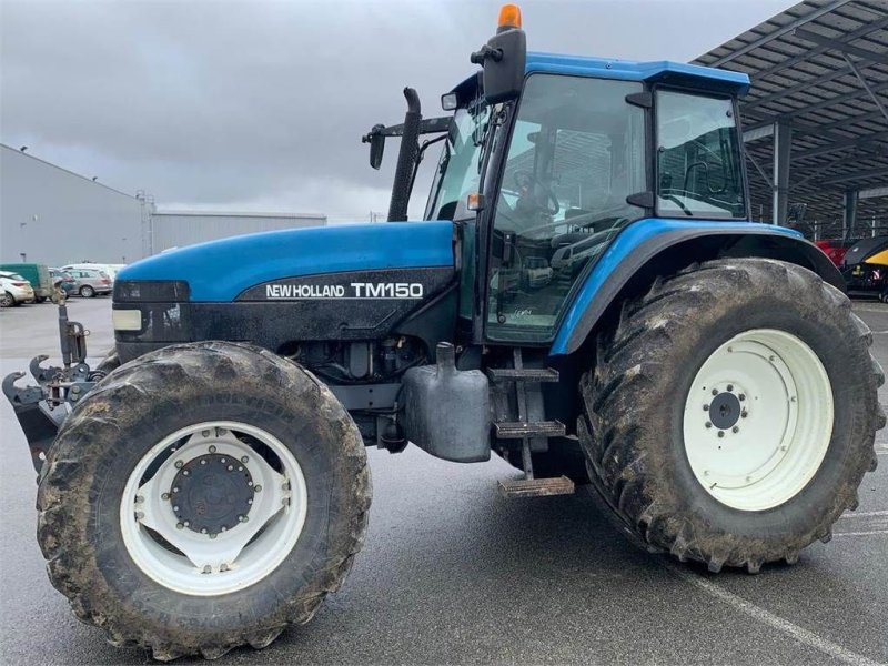 Traktor del tipo New Holland TM150, Gebrauchtmaschine In Bant