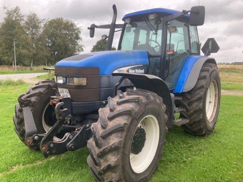 Traktor of the type New Holland TM155 RC SS Frontlift, Gebrauchtmaschine in Skærbæk (Picture 2)