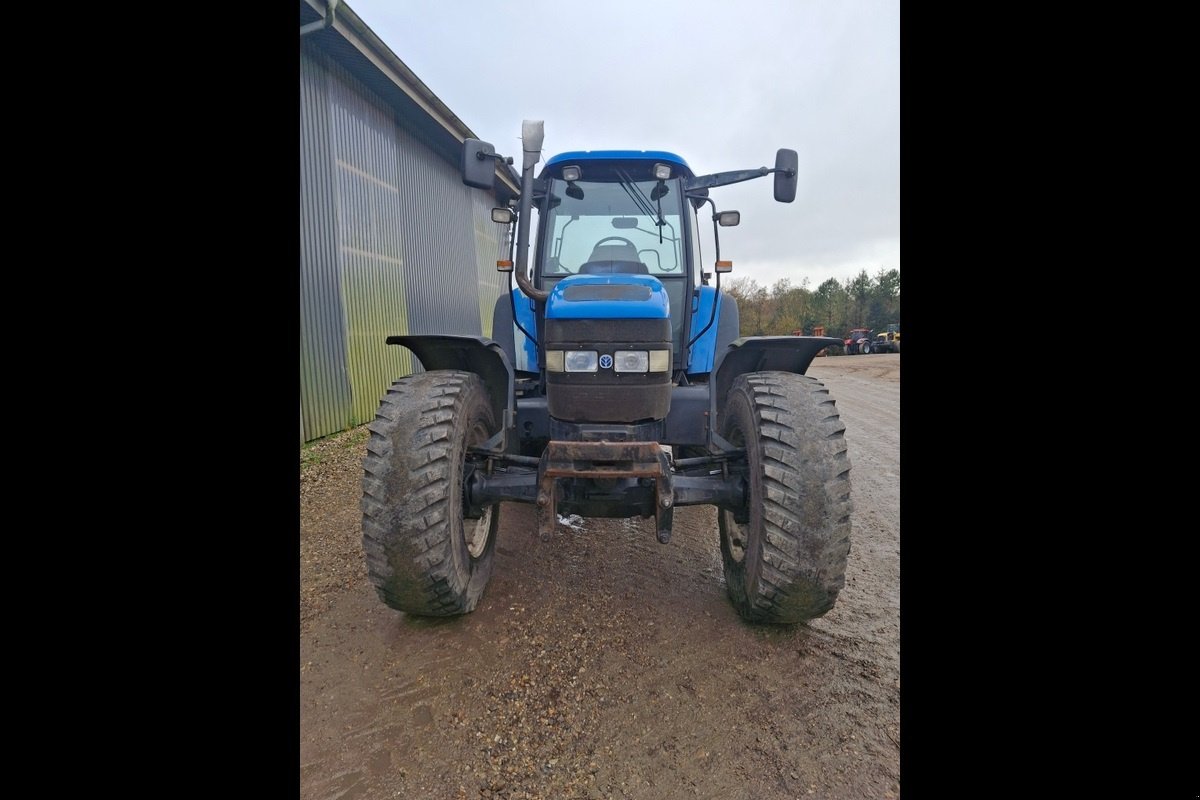 Traktor des Typs New Holland TM155, Gebrauchtmaschine in Viborg (Bild 3)