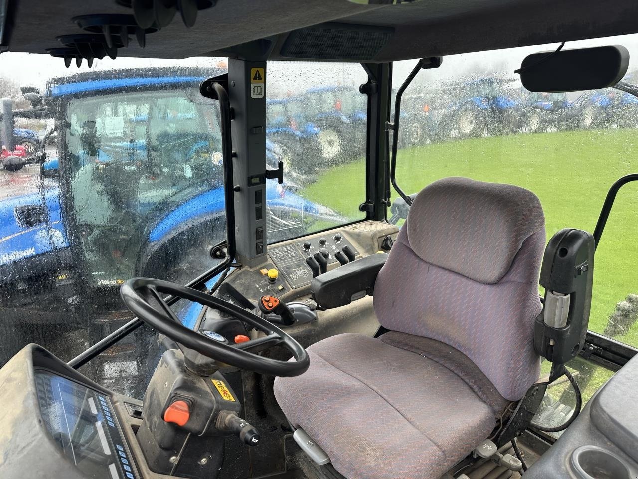 Traktor tip New Holland TM165, Gebrauchtmaschine in Hadsten (Poză 4)