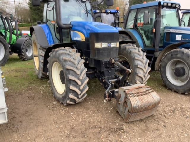 Traktor от тип New Holland tm175, Gebrauchtmaschine в les hayons (Снимка 1)