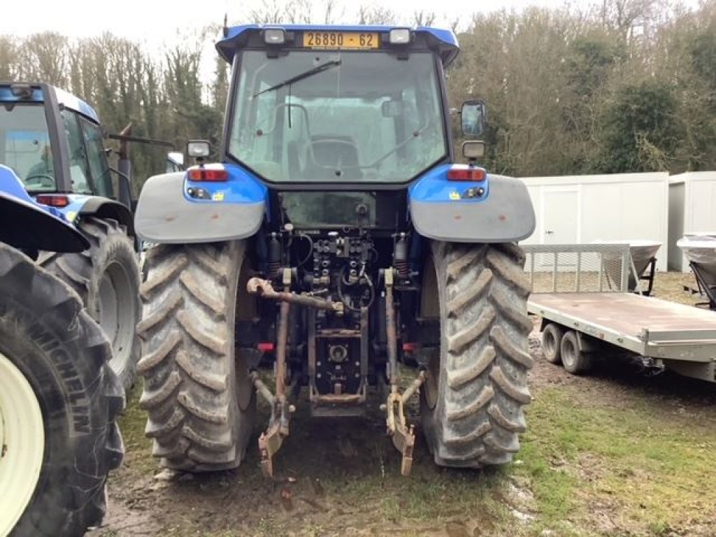 Traktor del tipo New Holland tm175, Gebrauchtmaschine en les hayons (Imagen 3)