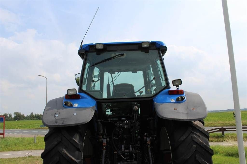 Traktor des Typs New Holland TM175, Gebrauchtmaschine in Bant (Bild 5)