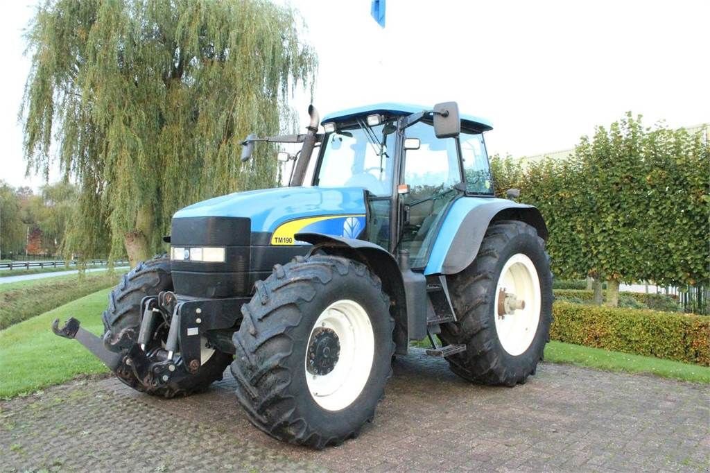 Traktor del tipo New Holland TM190, Gebrauchtmaschine In Bant (Immagine 2)